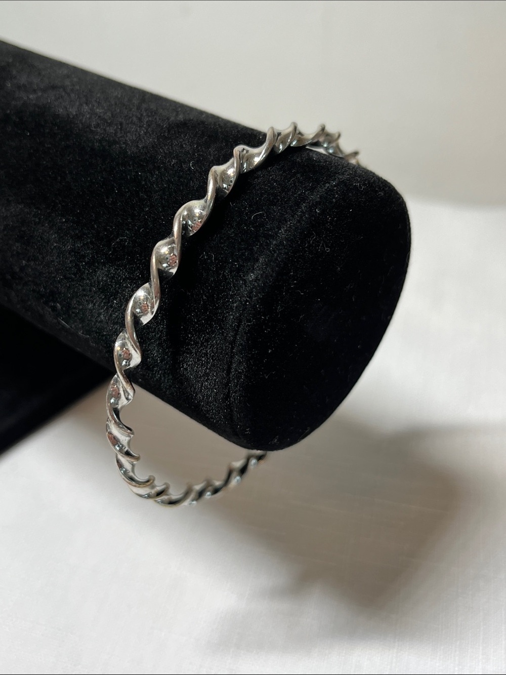 Silver Twisted Hoop Bangle Bracelet
Like New